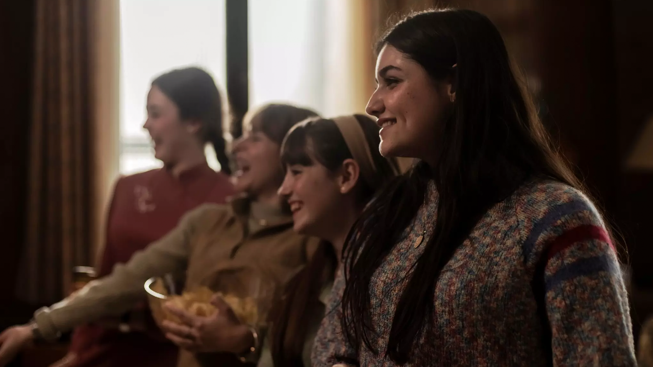 CRÍTICA de «Alumbramiento»: Buscando la libertad entre las sombras