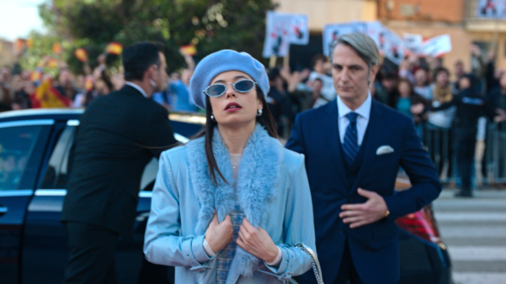 «Su Majestad»: Traiciones reales y princesas&nbsp;pijas